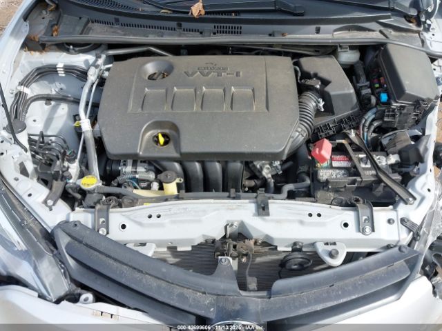 Toyota Corolla Le Image 14