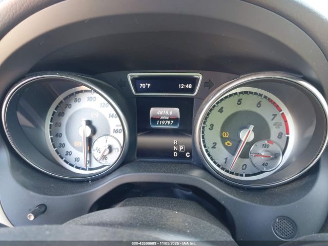 Mercedes-Benz GLA Image 8