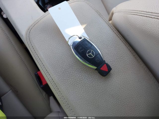 Mercedes-Benz GLA Image 9