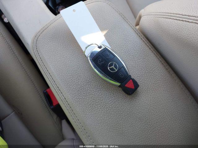 Mercedes-Benz GLA Image 9