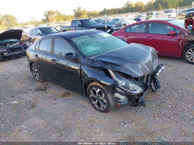  Salvage Kia Forte