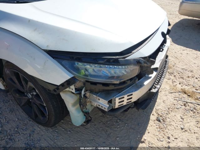 Honda Civic Sport Touring Image 2