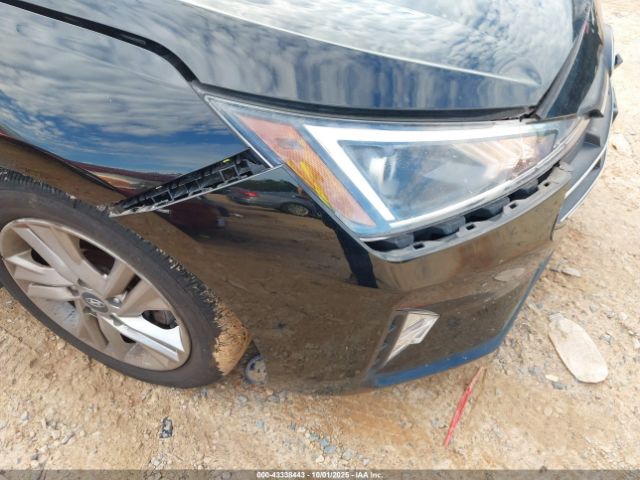 Hyundai ELANTRA Sel Image 13