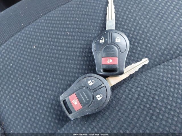 Nissan Rogue S Image 7