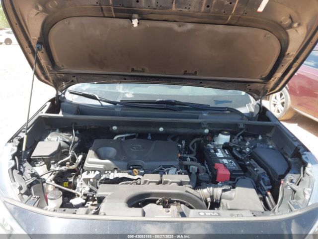 Toyota RAV4 Xle Premium Image 11