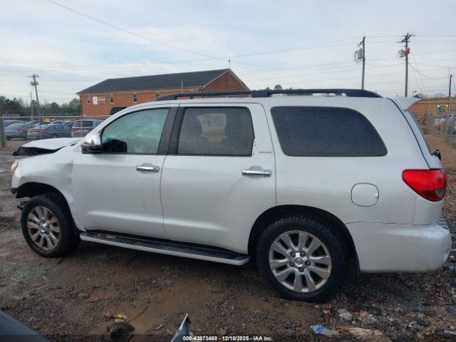 Toyota Sequoia Platinum 5.7l V8 Image 15