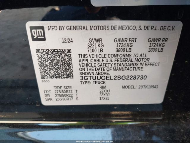 GMC Sierra 1500 4wd  Short Box Denali Image 2