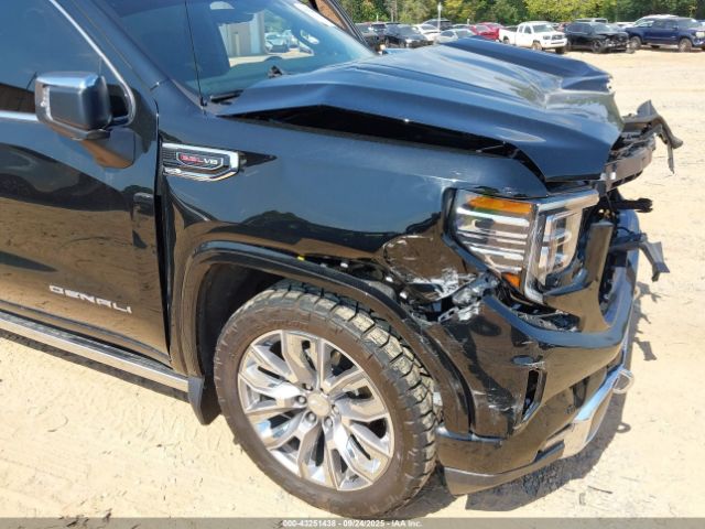 GMC Sierra 1500 4wd  Short Box Denali Image 10