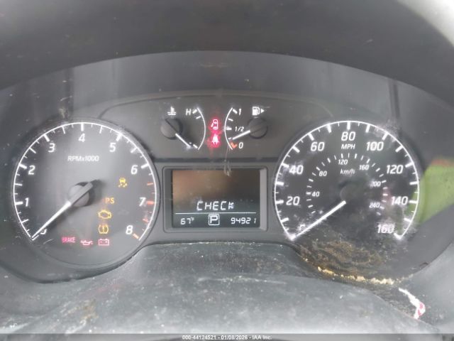 Nissan Sentra S Image 6