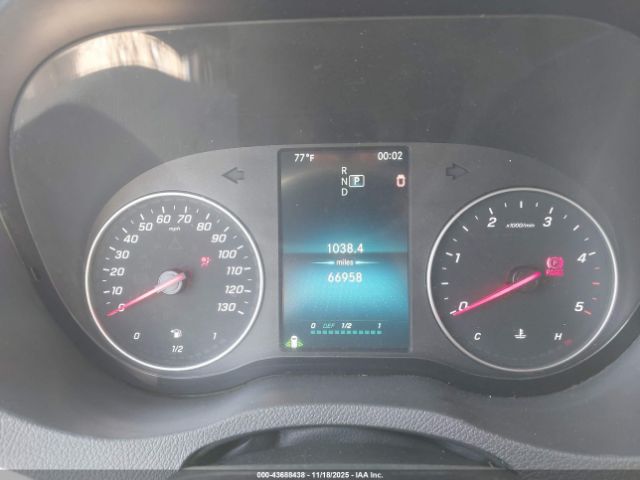 Mercedes-Benz Sprinter 2500 High Roof 4-cyl Diesel Image 8